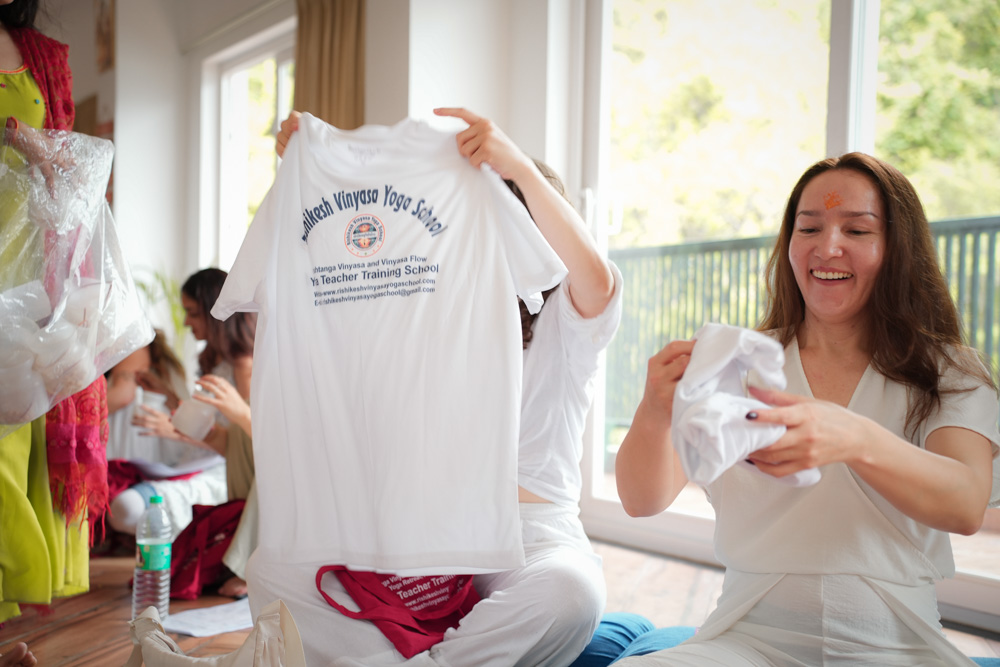 100-hours-yoga-teacher-training